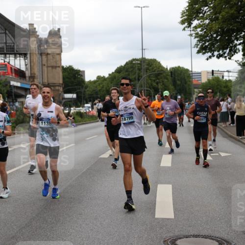29.06.2025 - hella hamburg halbmarathon Yannick Fuchs http://msf.ph/oto/8452492 29.06.2025 10:55:58 20KM 1135, 1138, 1147, 1190, 3097, 3921, 4095, 4859, 5547, 6580, 6815, 8154, 8364, 9297, 9718, 9928, 10177, 10194, 10746, 10797, 11968, 12567, 13699, 13958, 14574, 15252, 15291, 15520, 15539, 15686, 15859, 15908, 17532, 17939, 18000, 18551, 18799, 18808, 18919 meine-sportfotos.de