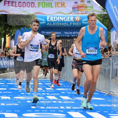 29.06.2025 - hella hamburg halbmarathon Strokosch-Dieckow http://msf.ph/oto/8452494 29.06.2025 10:37:16 Ziel 4860, 5003, 8362, 10190, 11423, 12739, 12900, 13854, 13972, 14387, 14459, 15178, 15888, 17137, 17306, 17726, 18824 meine-sportfotos.de