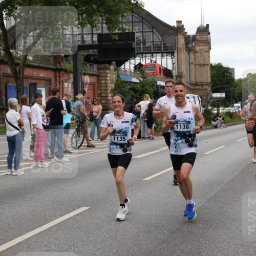 29.06.2025 - hella hamburg halbmarathon Yannick Fuchs http://msf.ph/oto/8452539 29.06.2025 10:55:58 20KM 1135, 1138, 1147, 1190, 3097, 3921, 4095, 4859, 5547, 6580, 6815, 8154, 8364, 9297, 9718, 9928, 10177, 10194, 10746, 10797, 11968, 12567, 13699, 13958, 14574, 15252, 15291, 15520, 15539, 15686, 15859, 15908, 17532, 17939, 18000, 18551, 18799, 18808, 18919 meine-sportfotos.de