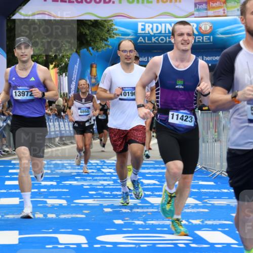 29.06.2025 - hella hamburg halbmarathon Strokosch-Dieckow http://msf.ph/oto/8452607 29.06.2025 10:37:11 Ziel 4860, 5003, 5923, 7482, 8362, 9178, 10190, 11423, 12900, 13972, 15178, 17137, 17658, 17726 meine-sportfotos.de