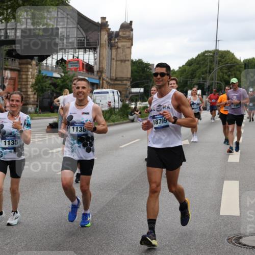 29.06.2025 - hella hamburg halbmarathon Yannick Fuchs http://msf.ph/oto/8452660 29.06.2025 10:55:58 20KM 1135, 1138, 1147, 1190, 3097, 3921, 4095, 4859, 5547, 6580, 6815, 8154, 8364, 9297, 9718, 9928, 10177, 10194, 10746, 10797, 11968, 12567, 13699, 13958, 14574, 15252, 15291, 15520, 15539, 15686, 15859, 15908, 17532, 17939, 18000, 18551, 18799, 18808, 18919 meine-sportfotos.de
