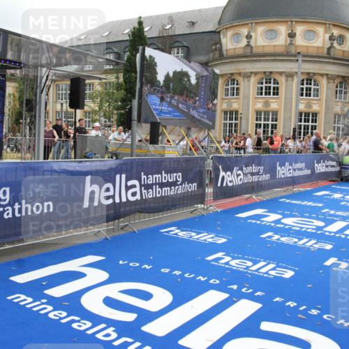 29.06.2025 - hella hamburg halbmarathon Michael Strokosch http://msf.ph/oto/8452846 29.06.2025 10:30:25 Ziel 10173, 12691 meine-sportfotos.de