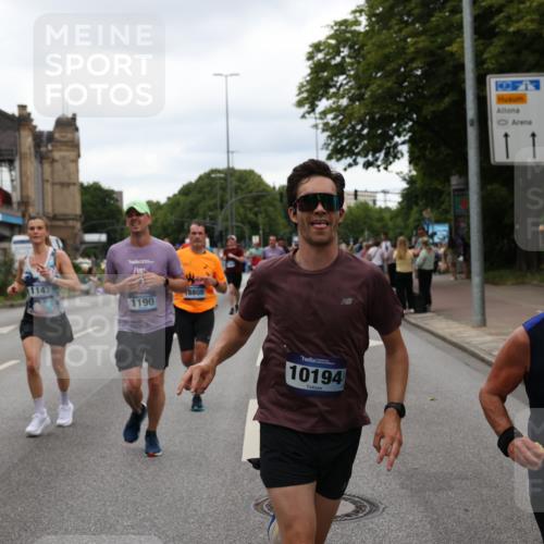 29.06.2025 - hella hamburg halbmarathon Yannick Fuchs http://msf.ph/oto/8453136 29.06.2025 10:56:01 20KM 1128, 1135, 1138, 1147, 1190, 3097, 3921, 4095, 4859, 5547, 6580, 6815, 7658, 8154, 9131, 9297, 9718, 9928, 10194, 10797, 11968, 12567, 13699, 13958, 14574, 15252, 15291, 15539, 15686, 15859, 15908, 16292, 17532, 17939, 18000, 18551, 18599, 18799, 18808, 18919 meine-sportfotos.de