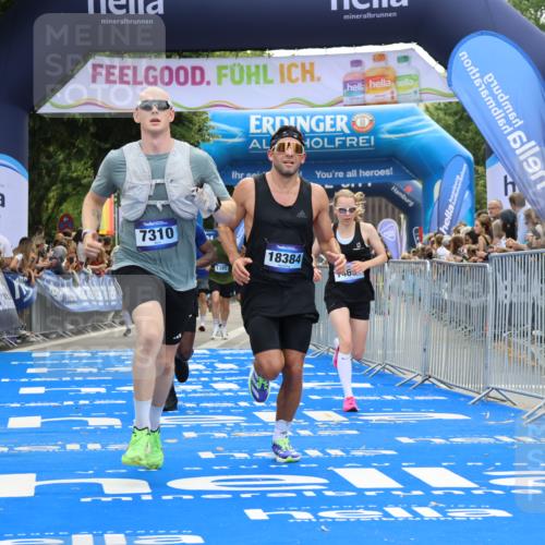29.06.2025 - hella hamburg halbmarathon Strokosch-Dieckow http://msf.ph/oto/8453708 29.06.2025 10:36:53 Ziel 1385, 1411, 3959, 4865, 5307, 5315, 6529, 7310, 11620, 13141, 13343, 14691, 15939, 18384 meine-sportfotos.de