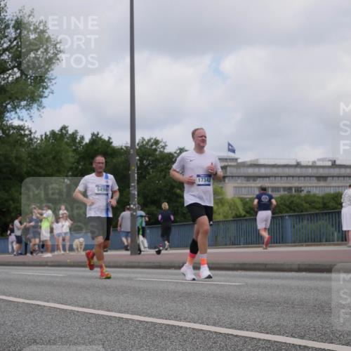 29.06.2025 - hella hamburg halbmarathon Luisa Fischer http://msf.ph/oto/8454455 29.06.2025 10:35:01 Kennedybrücke 5496, 17342, 3358, 4924, 5496, 7295, 7334, 7816, 7898, 8538, 8757, 9604 meine-sportfotos.de