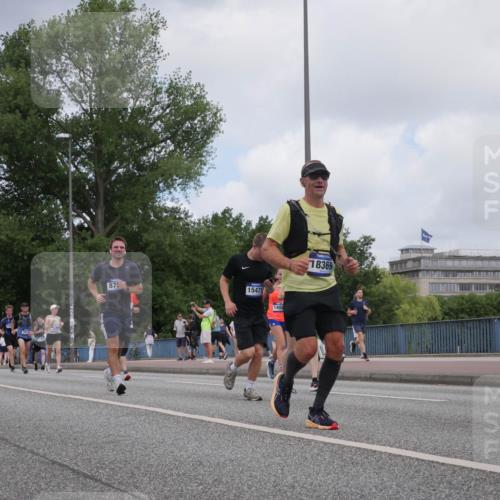 29.06.2025 - hella hamburg halbmarathon Luisa Fischer http://msf.ph/oto/8454616 29.06.2025 10:35:04 Kennedybrücke 875, 15471, 1402, 18369, 3752, 4924, 5496, 7344, 7570, 7695, 7898, 8757, 9604 meine-sportfotos.de
