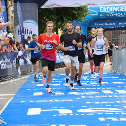 29.06.2025 - hella hamburg halbmarathon Strokosch-Dieckow http://msf.ph/oto/8455562 29.06.2025 10:36:24 Ziel 8084, 9296, 10404, 10680, 10852, 11304, 11833, 12051, 12916, 14075, 16158, 17192, 17723, 18062 meine-sportfotos.de