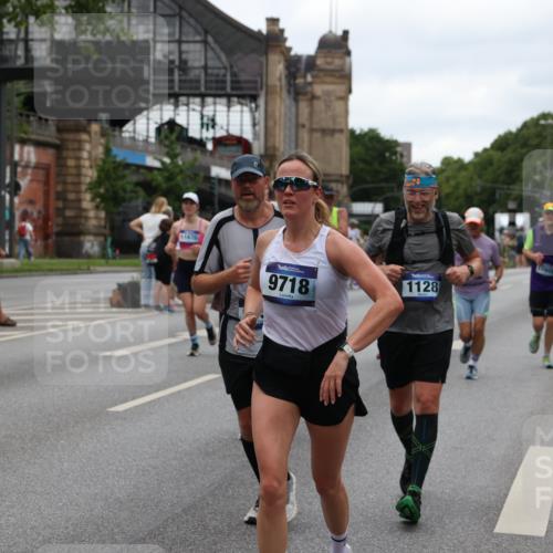 29.06.2025 - hella hamburg halbmarathon Yannick Fuchs http://msf.ph/oto/8455809 29.06.2025 10:56:18 20KM 1006, 1128, 1264, 1377, 1432, 1568, 1573, 1726, 3921, 4859, 6414, 6415, 6580, 6815, 7658, 8045, 8154, 8624, 9131, 9718, 9928, 10214, 10519, 10797, 11670, 11968, 12156, 12567, 13498, 13868, 14368, 14456, 14574, 15686, 15859, 16292, 16654, 16808, 17136, 17383, 17532, 17939, 17955, 18000, 18599, 18919, 19023 meine-sportfotos.de