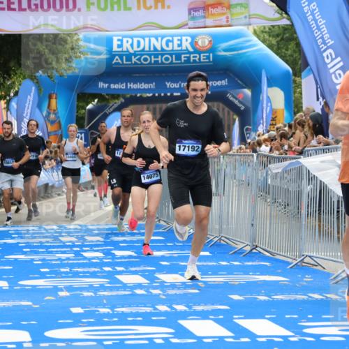 29.06.2025 - hella hamburg halbmarathon Strokosch-Dieckow http://msf.ph/oto/8455939 29.06.2025 10:36:20 Ziel 6829, 6993, 8084, 10404, 10680, 10852, 11304, 12051, 12916, 13991, 14075, 15348, 16158, 17192, 18062 meine-sportfotos.de