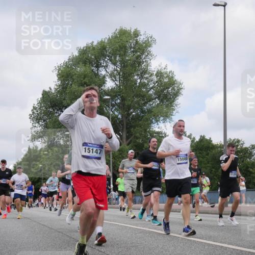 29.06.2025 - hella hamburg halbmarathon Luisa Fischer http://msf.ph/oto/8456061 29.06.2025 10:35:34 Kennedybrücke 14782, 862, 15147, 15071, 828, 15088, 0013, 11205, 1640, 2268, 4857, 5783, 5871, 5941, 6228, 6252, 6312, 6315, 6642, 7387, 7468, 7789, 8625, 8914, 9188, 9765, 10013, 10354, 10828 meine-sportfotos.de