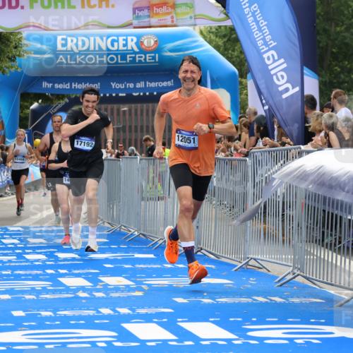 29.06.2025 - hella hamburg halbmarathon Strokosch-Dieckow http://msf.ph/oto/8456070 29.06.2025 10:36:19 Ziel 6829, 6993, 8084, 10404, 10852, 11304, 12051, 12916, 13991, 14075, 14601, 15115, 15348, 16158, 17192, 17329, 18062 meine-sportfotos.de