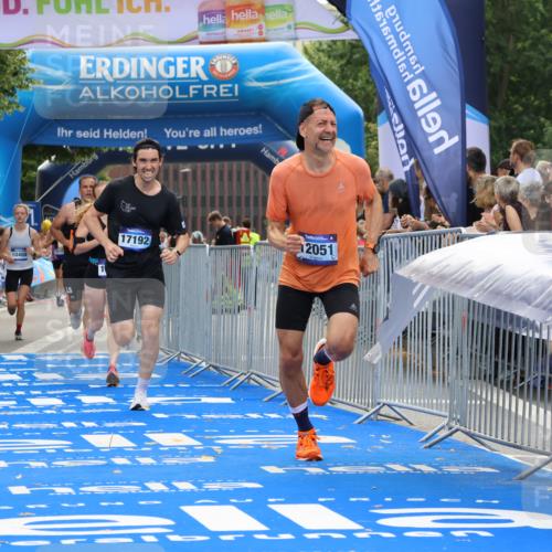 29.06.2025 - hella hamburg halbmarathon Strokosch-Dieckow http://msf.ph/oto/8456125 29.06.2025 10:36:19 Ziel 6829, 6993, 8084, 10404, 10852, 11304, 12051, 12916, 13991, 14075, 14601, 15115, 15348, 16158, 17192, 17329, 18062 meine-sportfotos.de