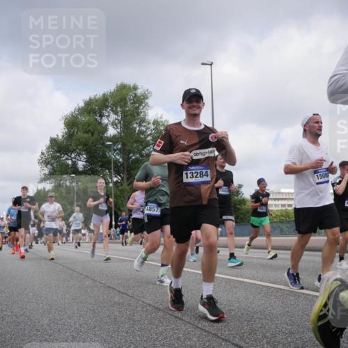 29.06.2025 - hella hamburg halbmarathon Luisa Fischer http://msf.ph/oto/8456149 29.06.2025 10:35:36 Kennedybrücke 8625, 4857, 13284, 10828, 10013, 1508, 1120, 1640, 2268, 4857, 5783, 5871, 6228, 6252, 6312, 6315, 6642, 7387, 7789, 8625, 8840, 8914, 9010, 9188, 9765, 10013, 10354, 10470, 10624, 10828 meine-sportfotos.de