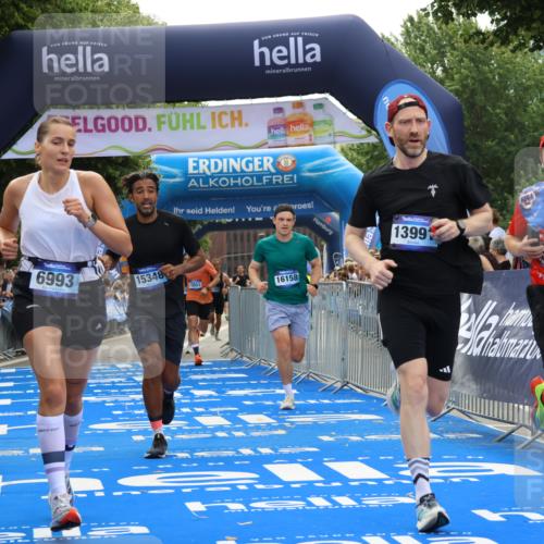 29.06.2025 - hella hamburg halbmarathon Strokosch-Dieckow http://msf.ph/oto/8456206 29.06.2025 10:36:16 Ziel 2774, 6829, 6990, 6993, 12051, 12447, 13991, 14075, 14601, 15115, 15348, 16158, 17078, 17192, 17329, 17691 meine-sportfotos.de