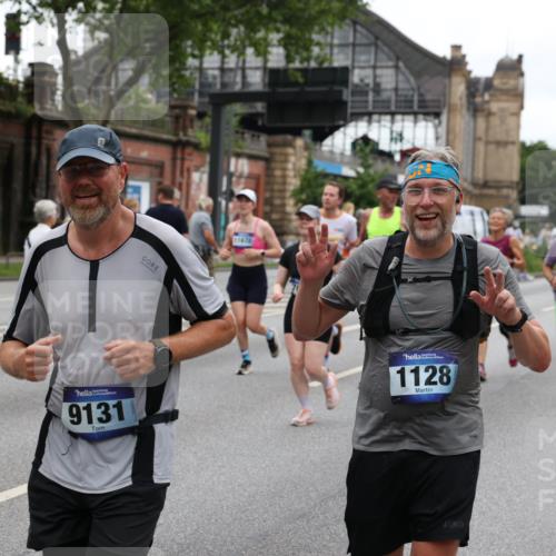 29.06.2025 - hella hamburg halbmarathon Yannick Fuchs http://msf.ph/oto/8456315 29.06.2025 10:56:19 20KM 1006, 1128, 1264, 1377, 1432, 1568, 1573, 1726, 4859, 6414, 6415, 6580, 6815, 7658, 8045, 8154, 8624, 9131, 9718, 9928, 10214, 10519, 10797, 11670, 11968, 12156, 13498, 13868, 14368, 14456, 15686, 15859, 16292, 16654, 16808, 17136, 17383, 17532, 17939, 17955, 18000, 18599, 18919, 19023 meine-sportfotos.de