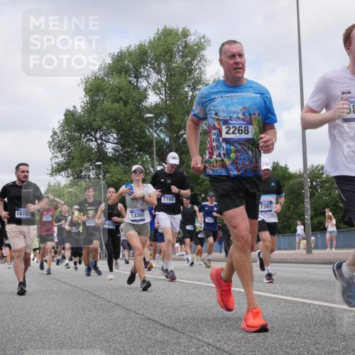 29.06.2025 - hella hamburg halbmarathon Luisa Fischer http://msf.ph/oto/8456386 29.06.2025 10:35:41 Kennedybrücke 18838, 18283, 8914, 9010, 1870, 46978, 13391, 7789, 10624, 2268, 7387, 5871, 2268, 3753, 5871, 6642, 7387, 7531, 7789, 8840, 8914, 9010, 9188, 9765, 10203, 10470, 10624 meine-sportfotos.de