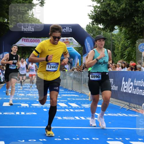 29.06.2025 - hella hamburg halbmarathon Strokosch-Dieckow http://msf.ph/oto/8456403 29.06.2025 10:36:09 Ziel 2774, 6032, 6829, 6990, 6993, 10477, 12168, 12447, 12488, 13419, 13991, 14601, 14875, 15115, 15348, 17078, 17217, 17329, 17691, 18600 meine-sportfotos.de