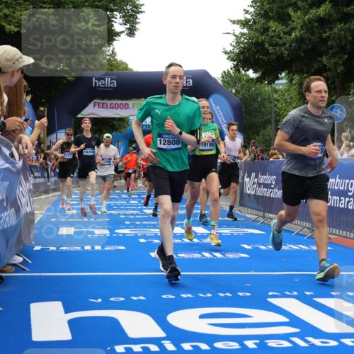 29.06.2025 - hella hamburg halbmarathon Strokosch-Dieckow http://msf.ph/oto/8456505 29.06.2025 10:47:58 Ziel 1086, 1604, 1613, 4324, 4528, 4601, 5022, 6377, 6836, 9638, 12706, 12724, 12747, 12808, 13570, 14730, 15333, 16149, 16766, 17451, 18206, 18922, 19198 meine-sportfotos.de