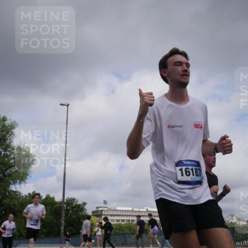29.06.2025 - hella hamburg halbmarathon Luisa Fischer http://msf.ph/oto/8456714 29.06.2025 10:35:47 Kennedybrücke 7531, 1434, 11076, 16187, 1237, 1647, 3660, 3670, 3753, 5110, 7531, 7749, 7789, 8840, 8914, 9010, 9542, 9765, 10203, 10470, 10624 meine-sportfotos.de
