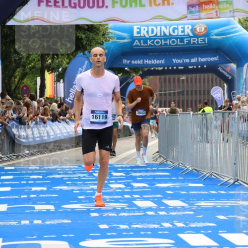 29.06.2025 - hella hamburg halbmarathon Strokosch-Dieckow http://msf.ph/oto/8457280 29.06.2025 10:35:43 Ziel 3843, 4062, 12462, 12899, 13252, 14841, 15161, 16119, 18841 meine-sportfotos.de