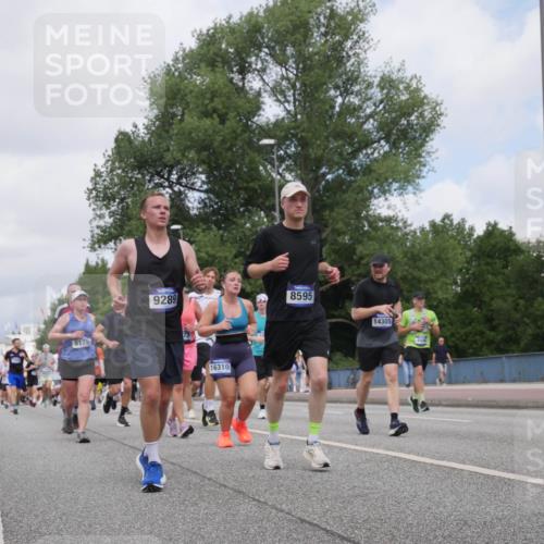 29.06.2025 - hella hamburg halbmarathon Luisa Fischer http://msf.ph/oto/8457320 29.06.2025 10:36:14 Kennedybrücke 8175, 9289, 8595, 16310, 14305, 1078, 1199, 1373, 1879, 2384, 2838, 3422, 3560, 4030, 4446, 5581, 8175, 8595, 8839, 8993, 9289, 9768, 9780 meine-sportfotos.de