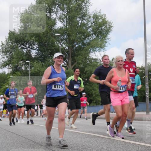 29.06.2025 - hella hamburg halbmarathon Luisa Fischer http://msf.ph/oto/8457369 29.06.2025 10:36:17 Kennedybrücke 15951, 8993, 15957, 8175, 199, 17041, 1373, 1078, 1199, 1373, 1879, 2838, 3422, 3560, 4446, 8175, 8595, 8993, 9289, 9780 meine-sportfotos.de