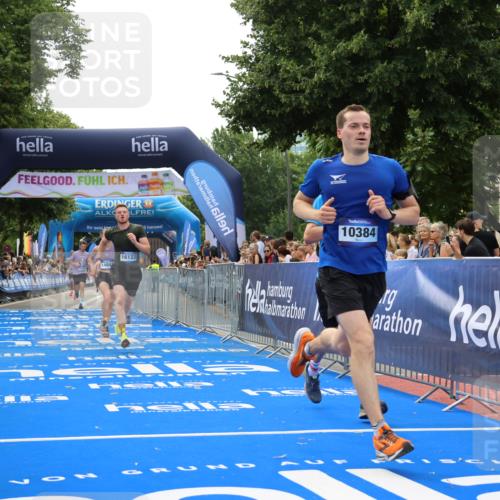 29.06.2025 - hella hamburg halbmarathon Strokosch-Dieckow http://msf.ph/oto/8457515 29.06.2025 10:35:36 Ziel 1344, 4062, 5269, 10384, 12462, 12899, 14841, 16123, 16695, 17612, 17826, 18841 meine-sportfotos.de