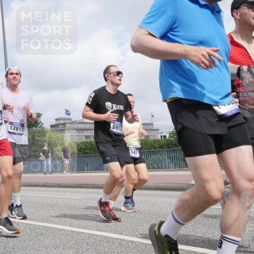 29.06.2025 - hella hamburg halbmarathon Luisa Fischer http://msf.ph/oto/8457546 29.06.2025 10:36:29 Kennedybrücke 2, 12813, 12812, 2016, 5917, 341, 38, 975, 1324, 1995, 2085, 2342, 3341, 3871, 4164, 5180, 5917, 6773, 6999, 7705, 8891, 9591, 9750 meine-sportfotos.de
