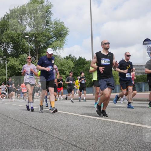 29.06.2025 - hella hamburg halbmarathon Luisa Fischer http://msf.ph/oto/8457674 29.06.2025 10:36:41 Kennedybrücke 15331, 02, 14476, 16270, 18536, 200, 2776, 3812, 4361, 4433, 4449, 5075, 5584, 7308, 7309, 9234, 9706, 9799 meine-sportfotos.de