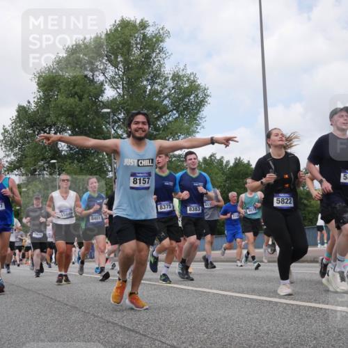 29.06.2025 - hella hamburg halbmarathon Luisa Fischer http://msf.ph/oto/8457900 29.06.2025 10:36:59 Kennedybrücke 5887, 10048, 15815, 8401, 8157, 8375, 651, 8383, 8349, 6515, 5822, 5821, 1189, 1275, 3264, 3340, 3345, 3848, 4824, 4826, 5141, 5557, 5821, 5822, 5887, 6364, 6515, 6516, 6956, 7027, 7565, 7633, 7653, 7982, 8157, 8349, 8375, 8377, 8383, 8401, 9875, 9995, 10048 meine-sportfotos.de