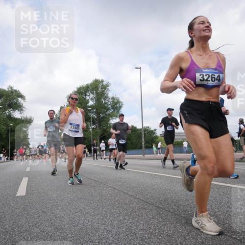 29.06.2025 - hella hamburg halbmarathon Luisa Fischer http://msf.ph/oto/8457942 29.06.2025 10:37:03 Kennedybrücke 3340, 7653, 10048, 3848, 44, 3264, 2038, 3264, 3340, 3345, 3848, 4824, 4826, 5821, 5887, 6364, 6515, 6516, 7027, 7565, 7633, 7653, 7982, 8157, 8277, 8349, 8375, 8377, 8383, 8401, 9875, 10048, 10561 meine-sportfotos.de