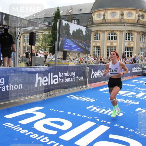 29.06.2025 - hella hamburg halbmarathon Michael Strokosch http://msf.ph/oto/8458068 29.06.2025 10:32:05 Ziel 1407, 1686, 4129, 4698, 6619, 11150, 11199, 11370, 16505 meine-sportfotos.de