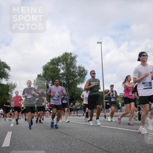 29.06.2025 - hella hamburg halbmarathon Luisa Fischer http://msf.ph/oto/8458147 29.06.2025 10:37:13 Kennedybrücke 17139, 5566, 5096, 100, 293, 4445, 203, 18129, 14919, 1764, 2038, 2276, 2464, 2933, 4445, 5096, 5566, 5569, 5691, 6574, 8277, 8282, 10007, 10071, 10561, 10564 meine-sportfotos.de