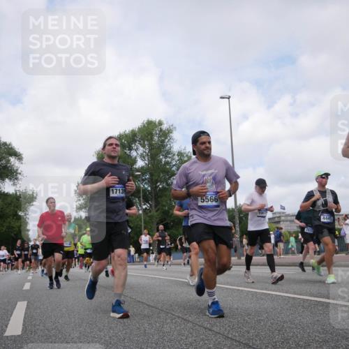 29.06.2025 - hella hamburg halbmarathon Luisa Fischer http://msf.ph/oto/8458155 29.06.2025 10:37:14 Kennedybrücke 19145, 17139, 5566, 1007, 2933, 4445, 1764, 1787, 2038, 2276, 2464, 2496, 2933, 4445, 5096, 5566, 5569, 5691, 6574, 8277, 8282, 9094, 10007, 10071, 10561, 10564 meine-sportfotos.de