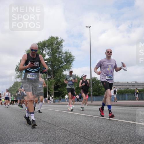 29.06.2025 - hella hamburg halbmarathon Luisa Fischer http://msf.ph/oto/8458496 29.06.2025 10:37:31 Kennedybrücke 4479, 15345, 72, 2510, 6034, 1025, 1705, 2510, 2511, 3145, 3829, 4479, 4540, 4942, 5609, 6034, 6718, 6727, 6843, 7644, 8202, 9514 meine-sportfotos.de