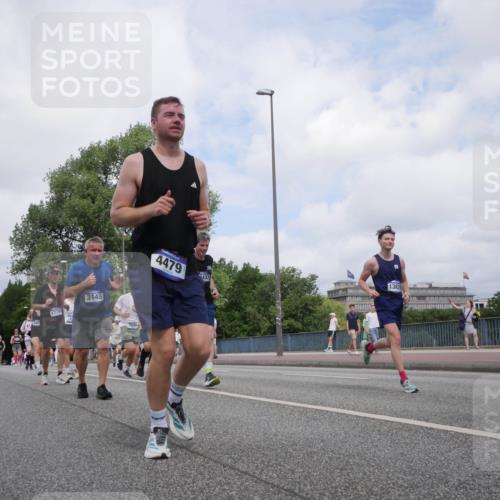 29.06.2025 - hella hamburg halbmarathon Luisa Fischer http://msf.ph/oto/8458662 29.06.2025 10:37:35 Kennedybrücke 560, 17789, 16, 3145, 7644, 4479, 437, 13829, 2376, 2510, 3145, 3829, 4479, 4540, 4942, 5609, 6105, 6843, 7644, 8589, 9448, 9514, 10674 meine-sportfotos.de