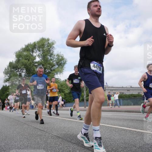 29.06.2025 - hella hamburg halbmarathon Luisa Fischer http://msf.ph/oto/8458685 29.06.2025 10:37:36 Kennedybrücke 1778, 3145, 14054, 13437, 4479, 1382, 2376, 3145, 3829, 4479, 4540, 5609, 6105, 6843, 7644, 8589, 9379, 9448, 9514, 10674 meine-sportfotos.de