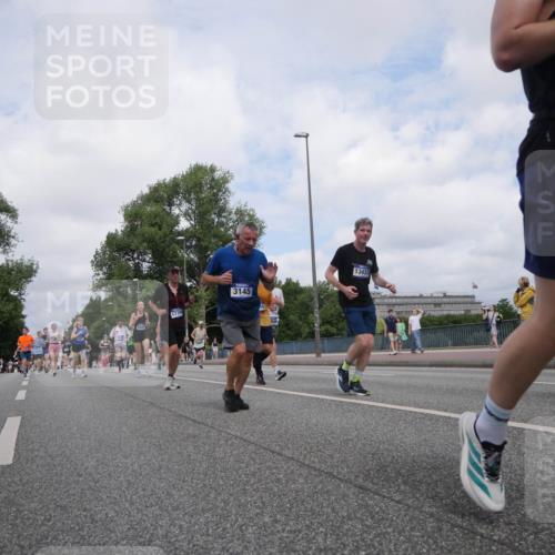 29.06.2025 - hella hamburg halbmarathon Luisa Fischer http://msf.ph/oto/8458711 29.06.2025 10:37:36 Kennedybrücke 1778, 3145, 13437, 4479, 2376, 3145, 3829, 4479, 4540, 5609, 6105, 6843, 7644, 8589, 9379, 9448, 9514, 10674 meine-sportfotos.de