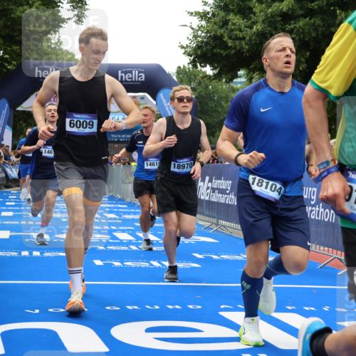 29.06.2025 - hella hamburg halbmarathon Strokosch-Dieckow http://msf.ph/oto/8458763 29.06.2025 10:47:36 Ziel 1070, 1320, 1592, 1696, 2284, 2708, 2953, 5889, 6009, 7962, 8023, 8234, 8927, 10969, 10988, 11021, 11283, 12870, 13223, 13303, 13948, 14618, 14619, 15451, 15478, 15479, 16205, 17229, 17905, 18104, 18430, 18970, 19181 meine-sportfotos.de