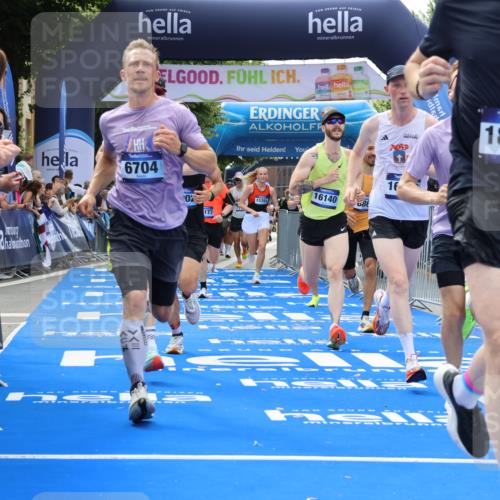 29.06.2025 - hella hamburg halbmarathon Strokosch-Dieckow http://msf.ph/oto/8458807 29.06.2025 10:34:56 Ziel 4477, 6704, 7466, 7972, 8864, 8901, 12044, 12204, 12751, 14952, 15391, 15902, 16140, 16177, 16712, 17643, 18183, 18220, 18419, 18837 meine-sportfotos.de