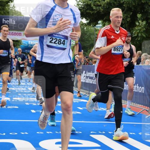 29.06.2025 - hella hamburg halbmarathon Strokosch-Dieckow http://msf.ph/oto/8458835 29.06.2025 10:47:35 Ziel 1070, 1320, 1592, 1696, 2284, 2708, 2953, 3304, 5889, 6009, 7962, 8023, 8234, 8852, 8927, 10969, 10988, 11021, 11283, 12870, 13223, 13303, 13948, 14618, 14619, 15451, 15478, 15479, 16205, 17846, 17905, 18104, 18970, 19181 meine-sportfotos.de
