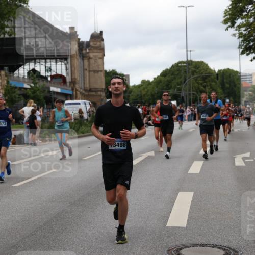 29.06.2025 - hella hamburg halbmarathon Yannick Fuchs http://msf.ph/oto/8459141 29.06.2025 10:56:33 20KM 1006, 1114, 1194, 1212, 1264, 1377, 1432, 1568, 1573, 1674, 1726, 1851, 3001, 3740, 4511, 6311, 6414, 6415, 6602, 6752, 7869, 8045, 8624, 8730, 10214, 10519, 11180, 12156, 12286, 13498, 14348, 14368, 14456, 16654, 16688, 16808, 17096, 17136, 17142, 17383, 18382, 18530, 19023 meine-sportfotos.de