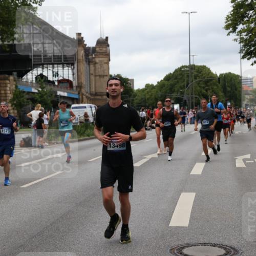 29.06.2025 - hella hamburg halbmarathon Yannick Fuchs http://msf.ph/oto/8459173 29.06.2025 10:56:33 20KM 1006, 1114, 1194, 1212, 1264, 1377, 1432, 1568, 1573, 1674, 1726, 1851, 3001, 3740, 4511, 6311, 6414, 6415, 6602, 6752, 7869, 8045, 8624, 8730, 10214, 10519, 11180, 12156, 12286, 13498, 14348, 14368, 14456, 16654, 16688, 16808, 17096, 17136, 17142, 17383, 18382, 18530, 19023 meine-sportfotos.de