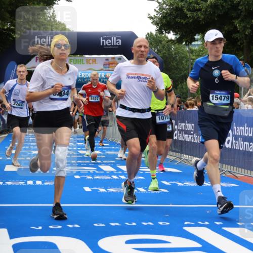 29.06.2025 - hella hamburg halbmarathon Strokosch-Dieckow http://msf.ph/oto/8459516 29.06.2025 10:47:33 Ziel 1012, 1070, 1320, 1592, 1696, 2284, 2708, 2839, 2869, 2953, 3304, 5532, 5889, 6009, 7962, 8023, 8234, 8852, 8927, 9305, 10969, 10988, 11021, 12870, 13223, 13303, 13948, 14618, 14619, 15451, 15479, 15923, 16205, 17846, 17905, 18104, 18758, 18970, 19181 meine-sportfotos.de