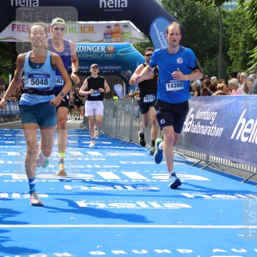 29.06.2025 - hella hamburg halbmarathon Strokosch-Dieckow http://msf.ph/oto/8459632 29.06.2025 10:34:45 Ziel 1217, 1562, 2879, 5048, 5152, 5554, 6169, 6878, 7466, 8395, 12204, 12369, 14289, 14388, 14549, 14603, 14629, 14952, 15991, 17014, 18237, 18419, 18837 meine-sportfotos.de