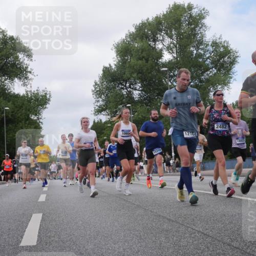 29.06.2025 - hella hamburg halbmarathon Luisa Fischer http://msf.ph/oto/8459720 29.06.2025 10:38:10 Kennedybrücke 16471, 6571, 6335, 15380, 226, 106, 15310, 12164, 6487, 2482, 18823, 15488, 1417, 1497, 2265, 2482, 3409, 4884, 6335, 6571, 6803, 6859, 7020, 8369, 9164, 9248, 10335, 10464, 10606 meine-sportfotos.de