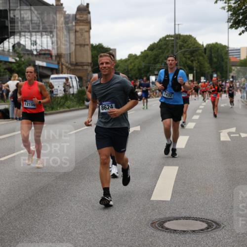 29.06.2025 - hella hamburg halbmarathon Yannick Fuchs http://msf.ph/oto/8459796 29.06.2025 10:56:36 20KM 1114, 1194, 1212, 1264, 1377, 1432, 1531, 1568, 1573, 1674, 1726, 1851, 3001, 3740, 4511, 6311, 6602, 6752, 7869, 8045, 8624, 8730, 10214, 10519, 11180, 12008, 12156, 12286, 13498, 14348, 14368, 16654, 16688, 17096, 17119, 17136, 17142, 18382, 18530, 19023 meine-sportfotos.de
