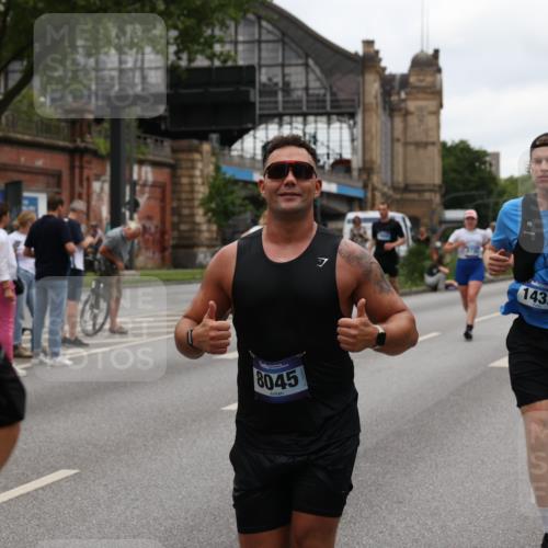 29.06.2025 - hella hamburg halbmarathon Yannick Fuchs http://msf.ph/oto/8460070 29.06.2025 10:56:37 20KM 1114, 1194, 1212, 1264, 1377, 1432, 1531, 1573, 1674, 1726, 1851, 2447, 2911, 3001, 3740, 4511, 6311, 6602, 6752, 7869, 8045, 8068, 8624, 8730, 11180, 12008, 12156, 12286, 13498, 14348, 14368, 14677, 16654, 16688, 17096, 17119, 17136, 17142, 18382, 18530, 19023 meine-sportfotos.de