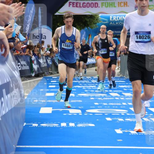 29.06.2025 - hella hamburg halbmarathon Strokosch-Dieckow http://msf.ph/oto/8460227 29.06.2025 10:34:37 Ziel 1644, 5048, 5152, 5554, 6169, 6878, 7534, 8395, 11230, 11661, 12369, 14289, 14549, 14603, 15887, 16148, 17014, 18026 meine-sportfotos.de