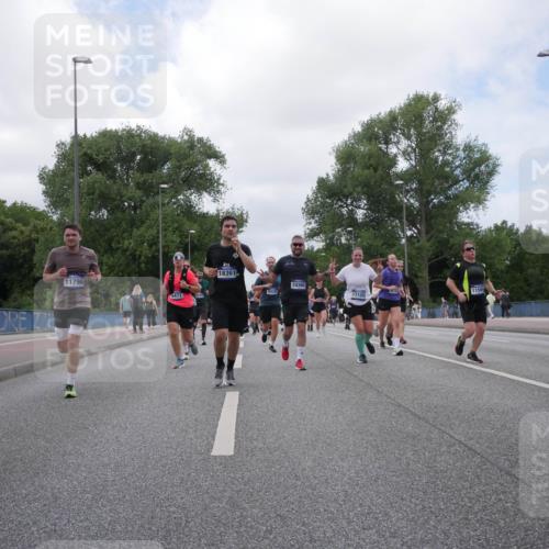 29.06.2025 - hella hamburg halbmarathon Luisa Fischer http://msf.ph/oto/8460266 29.06.2025 10:38:41 Kennedybrücke 11790, 6471, 18361, 10360, 6021, 11565, 17105, 2787, 3828, 4703, 4965, 5147, 6029, 6189, 6471, 8296, 9803, 10360, 10565, 10652 meine-sportfotos.de
